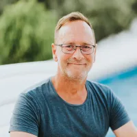 Robert H., 58